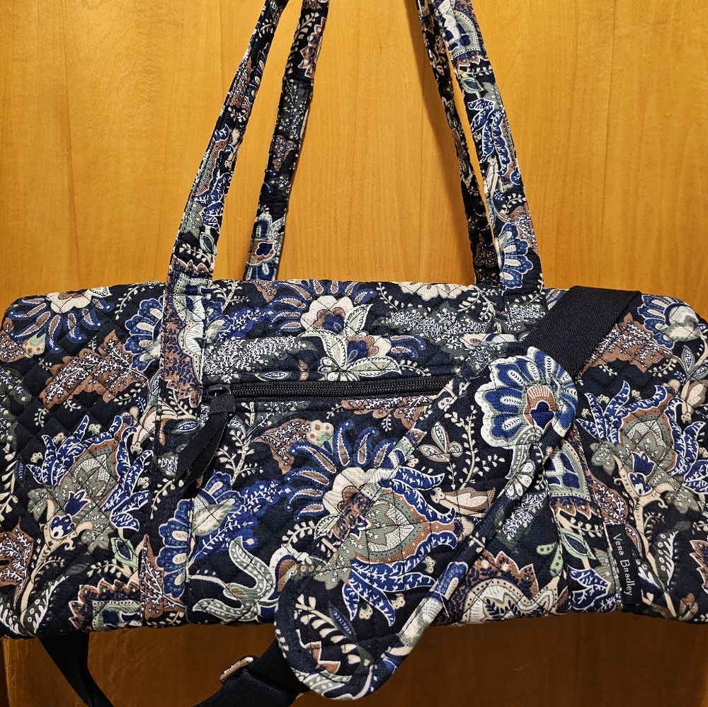 Vera Bradley duffle bag